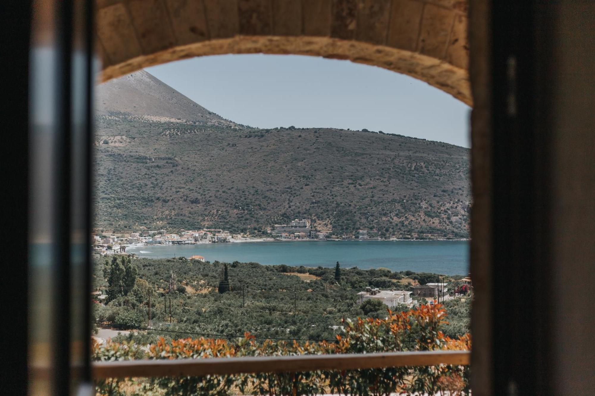 Hotel Brazzo Di Maina Oitylo